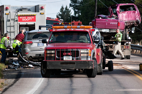 Two Killed in Early Morning Crash Near Somers
