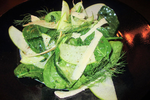 Spinach Salad with Fennel, Apple and Citrus Vinaigrette