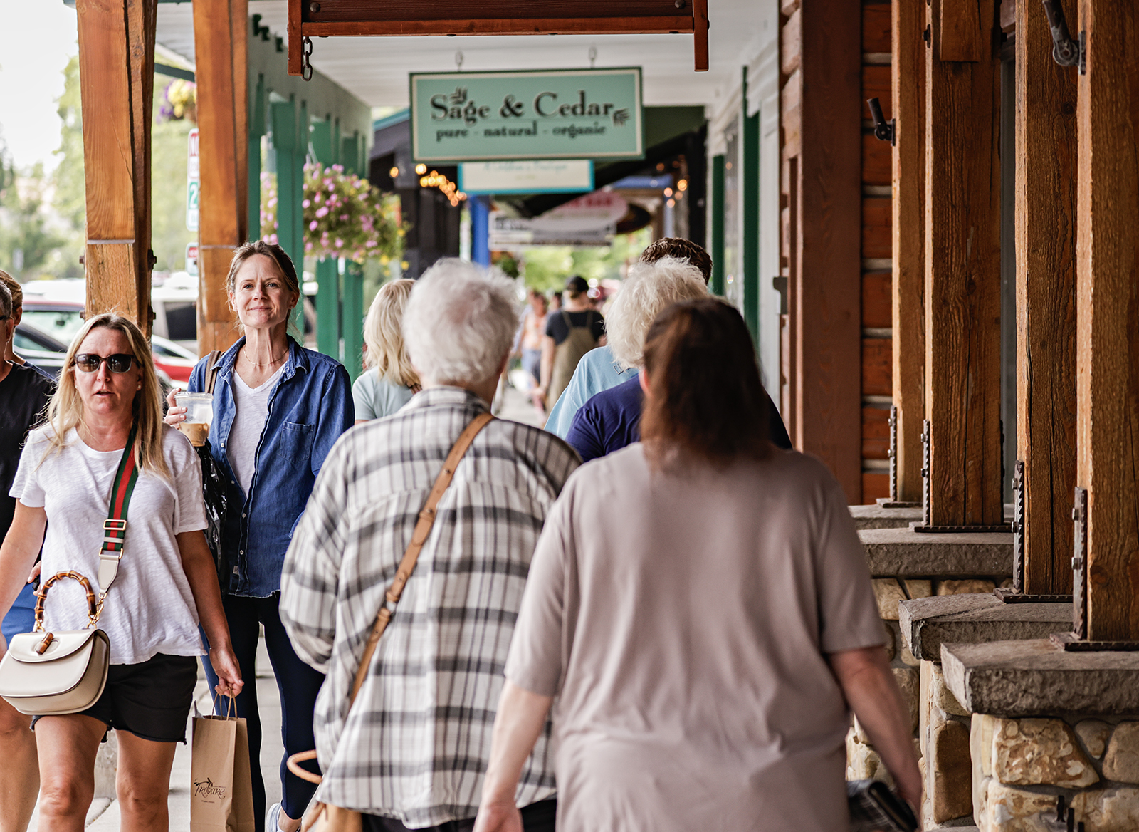 Strong Spring Tourism Reported in the Flathead Valley