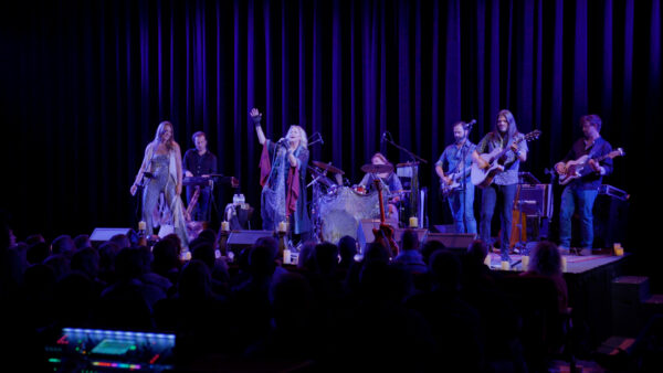 At Fleetwood Mac Tribute Concert, Glacier Marching Band to Join in to Recreate Famous Collaboration