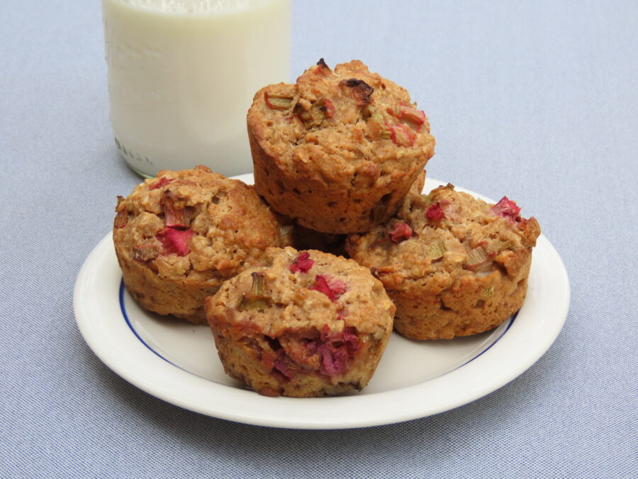 Tangy Rhubarb Muffins