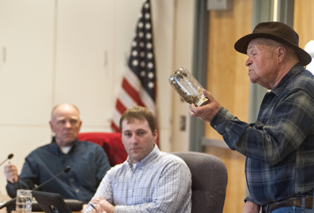 County Denies Beekeeper License to Sell Raw Honey at Farmers Market