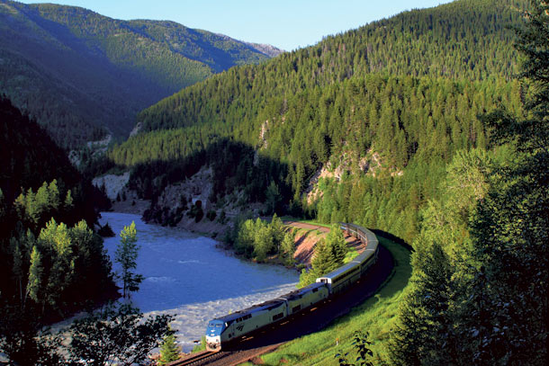 Railroad ‘Logjam’ Causing Big Delays For Amtrak’s Empire Builder