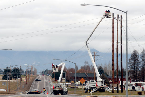 Downed Power Lines Cause Outages Across the Valley