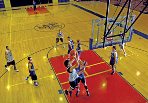 Basketball Teams Enter Important League Stretch