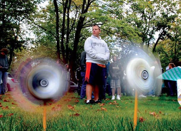 Feature Photo: Students Construct Pinweels for Peace