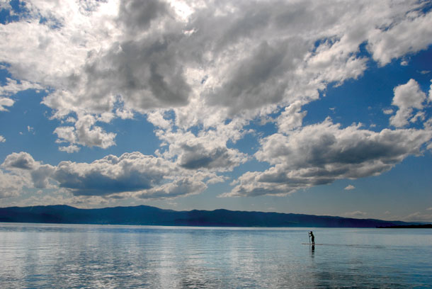 Surfing the Flathead