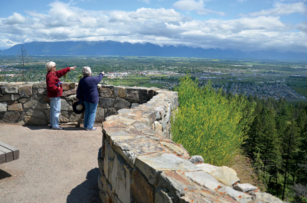 PLACES: Lone Pine State Park