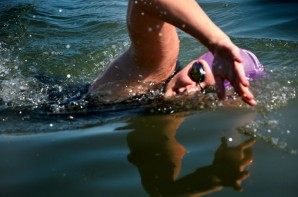 Kalispell Woman Becomes First Person to Swim Lake Chelan