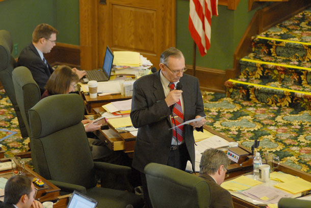Jackson Carrying Bill to Ramp Up Invasive Mussel Protection