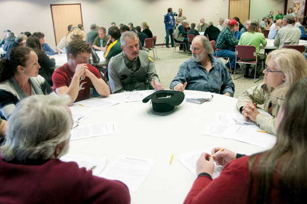 Opposing Sides of Wolf Debate Meet in Kalispell