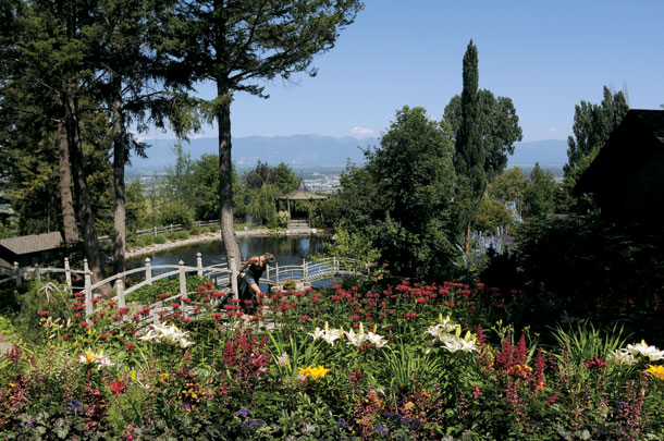Bibler Gardens in Bloom for Summer Tours