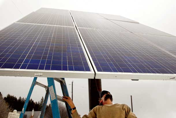 Across the West, a Scramble for Alternative Energy