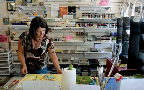 Stumptown Art Studio Counts on Community