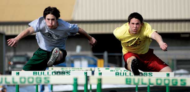 In Senior Year, Wiley Twins Hurdle Past the Competition