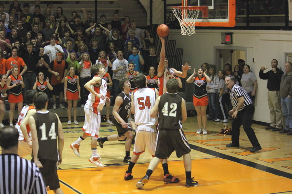 Great Game-Winning Basketball Photo, Taken by Parents