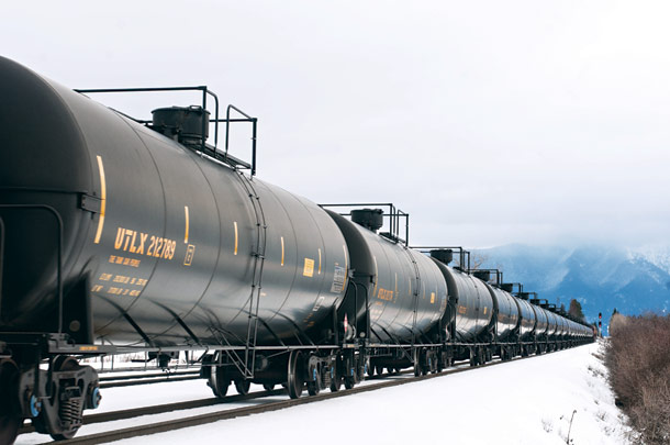 BNSF, Whitefish Hold Town Hall Meeting on Oil Train Safety